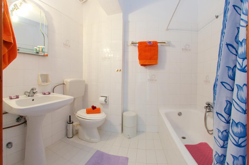 Thodora Appartments Sami  Zimmer foto